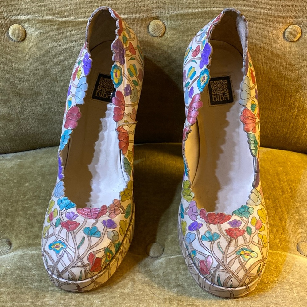 Biba platforms, size 36, used , elaborate multicolored design